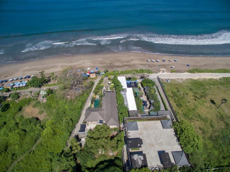 villa asta, villa di batu belig, villa di batu belig terbaik, villa joss, villa lega, villa mewah di batu belig, villa terbaik di batu belig, top 3+ villa mewah di batu belig terbaik, dekat pantai, private pool, fasilitas lengkap!