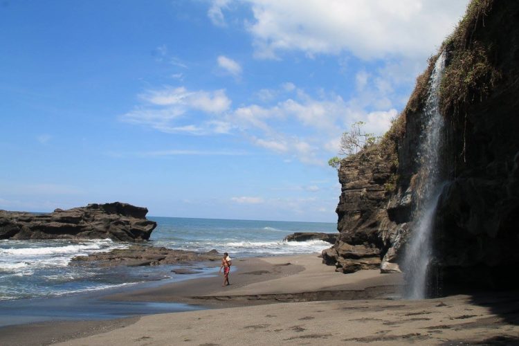 air terjun di bali, air terjun hits di bali, air terjun paling terkenal di bali, air terjun terbaik di bali, air terjun terbaru di bali, curug di bali, top 30+ air terjun di bali terbaik & terhits, wisata alam yang instagramable