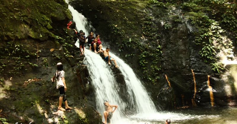 air terjun di sekadau, objek wisata di sekadau, tempat liburan di sekadau, tempat liburan seru di sekadau, tempat rekreasi di sekadau, tempat wisata di sekadau, wisata alam di sekadau, wisata murah di sekadau, top 30+ tempat wisata di sekadau kalbar terbaik & paling hits yang wajib dikunjungi