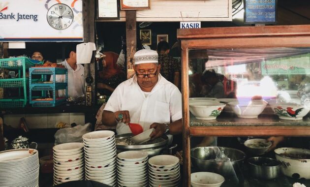 top 30+ wisata kuliner di solo yang terkenal bisa untuk rombongan