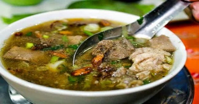 Top 31+ Makanan khas Makassar Paling Legendaris & Enak, Jajanan Pasar, Cemilan
