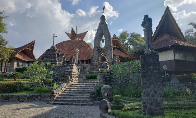 top 31+ tempat wisata di kediri terbaru wajib dikunjungi, mana yang sudah buka dan dekat dengan stasiun
