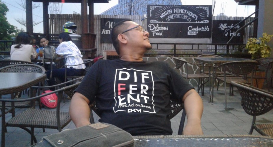 cafe di demak, coffee shop di demak, resto di demak, rumah makan di demak, tempat hangout di demak, tempat kongkow di demak, tempat ngopi di demak, tempat nongkrong di demak, warung kopi di demak, top 33+ cafe tempat nongkrong di demak hits, coffee shop buat hangout!