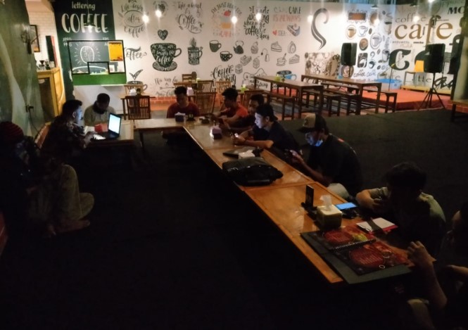 cafe di demak, coffee shop di demak, resto di demak, rumah makan di demak, tempat hangout di demak, tempat kongkow di demak, tempat ngopi di demak, tempat nongkrong di demak, warung kopi di demak, top 33+ cafe tempat nongkrong di demak hits, coffee shop buat hangout!