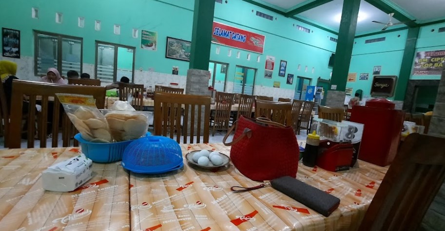 cafe di demak, coffee shop di demak, resto di demak, rumah makan di demak, tempat hangout di demak, tempat kongkow di demak, tempat ngopi di demak, tempat nongkrong di demak, warung kopi di demak, top 33+ cafe tempat nongkrong di demak hits, coffee shop buat hangout!