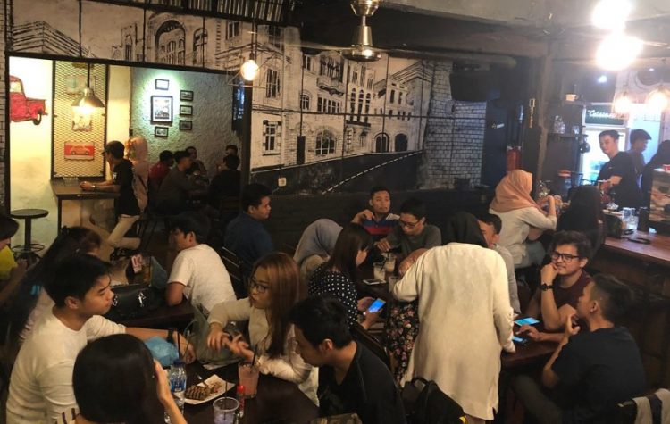 cafe di cianjur, kafe di cianjur, restaurant di cianjur, resto di cianjur, tempat hits di cianjur, tempat instagramable di cianjur, tempat kongkow di cianjur, tempat makan di cianjur, tempat makan enak di cianjur, tempat nongkrong di cianjur, top 35+ cafe tempat nongkrong di cianjur hits & cozy, resto buat kongkow