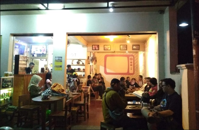 cafe di cianjur, kafe di cianjur, restaurant di cianjur, resto di cianjur, tempat hits di cianjur, tempat instagramable di cianjur, tempat kongkow di cianjur, tempat makan di cianjur, tempat makan enak di cianjur, tempat nongkrong di cianjur, top 35+ cafe tempat nongkrong di cianjur hits & cozy, resto buat kongkow