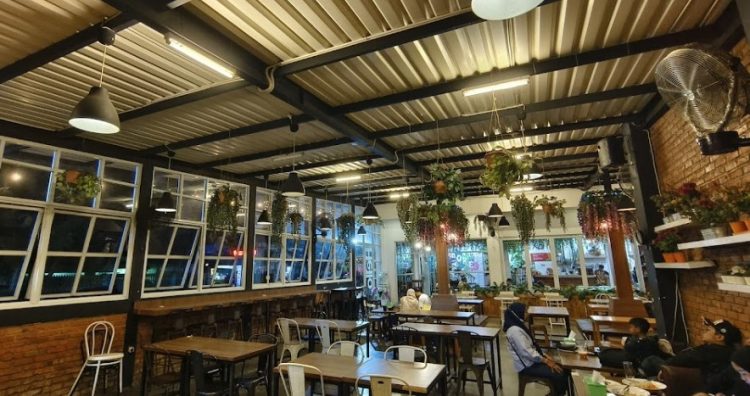 Top 35+ Cafe Tempat Nongkrong di Cianjur Hits & Cozy, Resto Buat Kongkow