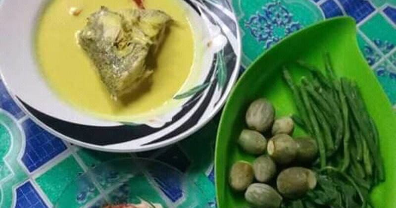 cemilan khas kalimantan selatan, jajanan pasar khas kalsel, jajanan pasar khas makassar, kuliner khas kalimantan selatan, kuliner khas kalsel, kuliner tradisional kalimantan selatan, makanan khas kalimantan selatan, makanan khas kalsel, makanan tradisional kalimantan selatan, top 35+ makanan khas kalimantan selatan legendaris & terkenal yang wajib dicoba