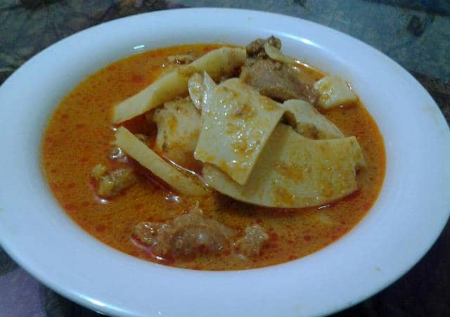 cemilan khas kalimantan selatan, jajanan pasar khas kalsel, jajanan pasar khas makassar, kuliner khas kalimantan selatan, kuliner khas kalsel, kuliner tradisional kalimantan selatan, makanan khas kalimantan selatan, makanan khas kalsel, makanan tradisional kalimantan selatan, top 35+ makanan khas kalimantan selatan legendaris & terkenal yang wajib dicoba