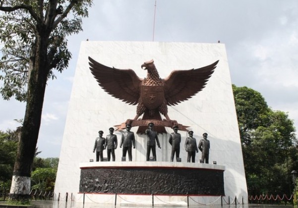 objek wisata di jakarta timur, objek wisata jaktim, taman mini indonesia indah, telaga arwana cibubur, tempat wisata di jakarta timur, tempat wisata di jaktim, tempat wisata jakarta timur, wisata di jakarta timur, wisata jakarta timur, wisata jaktim, top 38+ tempat wisata di jakarta timur terbaru & paling hits, wajib dikunjungi!