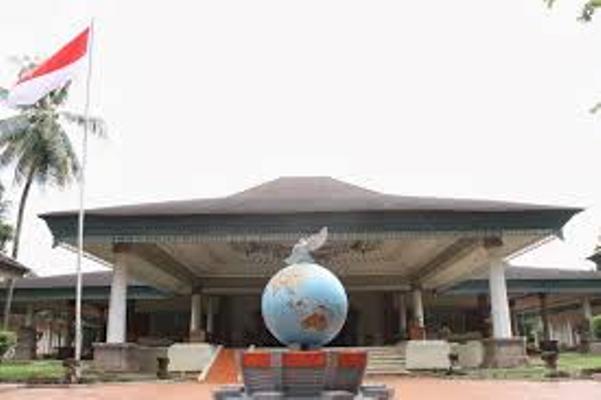 objek wisata di jakarta timur, objek wisata jaktim, taman mini indonesia indah, telaga arwana cibubur, tempat wisata di jakarta timur, tempat wisata di jaktim, tempat wisata jakarta timur, wisata di jakarta timur, wisata jakarta timur, wisata jaktim, top 38+ tempat wisata di jakarta timur terbaru & paling hits, wajib dikunjungi!