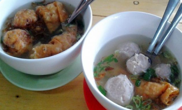top 4+ rekomendasi tempat makan bakso enak di purwokerto, 1. Bakso Daging Sapi Pak Kardi, 2. Bakso Pekih, 3. Bakso Solo Pak Dodo, 4. Warung Bakso Malang Cak Kus