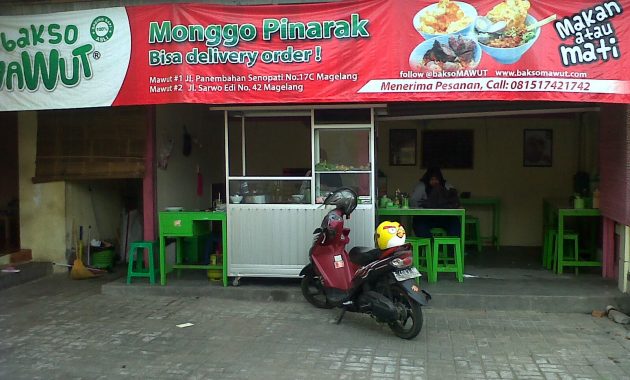top 4+ tempat makan bakso enak di magelang yang bisa anda coba, 1. Bakso Cinta, 2. Bakso Mawut, 3. Mie Ayam Pak Kribo, 4. Bakso Krikil Pak Bendot