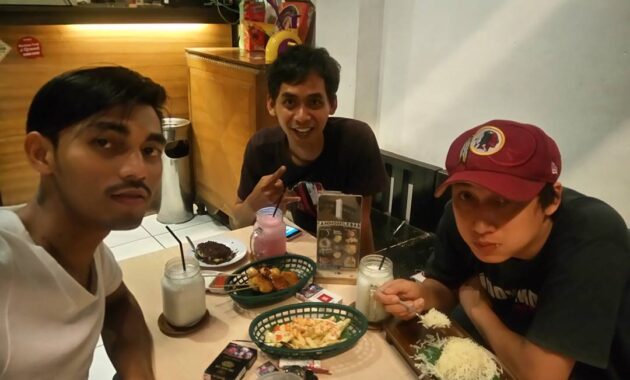 top 40+ referensi tempat makan terkenal enak di wilayah depok, manakah yang punya playground?