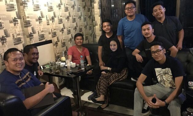 top 40+ referensi tempat makan terkenal enak di wilayah depok, manakah yang punya playground?