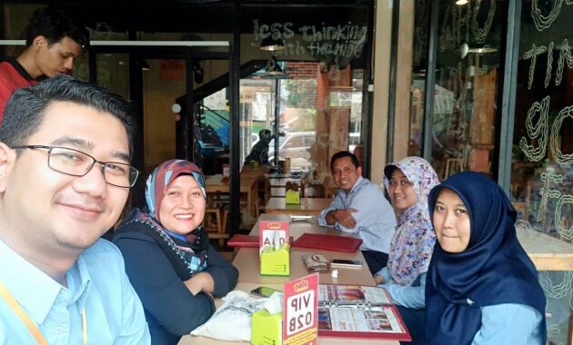 top 40+ referensi tempat makan terkenal enak di wilayah depok, manakah yang punya playground?