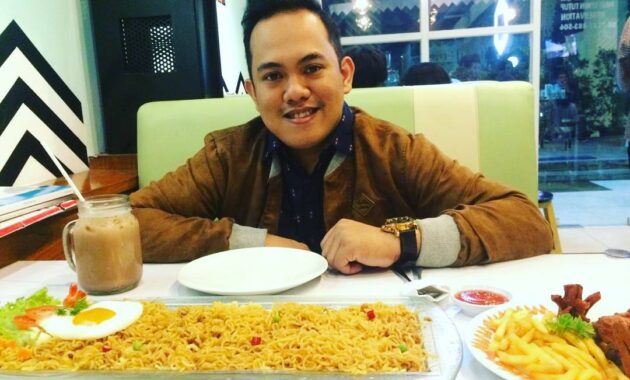 top 40+ referensi tempat makan terkenal enak di wilayah depok, manakah yang punya playground?
