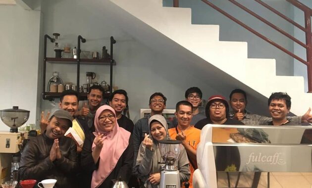 top 40+ referensi tempat makan terkenal enak di wilayah depok, manakah yang punya playground?