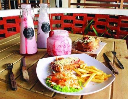 agri cafe, agri park, asinan jagung bakar, ayam goreng aroma, bapatong, bir kocok, bogor, cungkring, dbc, death by chocolate, death by chocolate &amp; spaghetti, kedai kita, kuliner, kuliner bogor, kuliner bogor yang enak, lasagna gulung, macaroni panggang, makan di bogor, makanan enak di bogor, momo milk, pia apple pie, pizza kayu bakar, pizza kayu bakar kedai kita, restoran di bogor, rumah cupcakes, rumah cupcakes &amp; bbq, rumah makan di bogor, sop buah pak ewok, tempa twisata kuliner di bogor, tempat makan di bogor, tempat nongkrong di bogor, tempat wisata, tempat wisata kuliner, tempat wisata kuliner di bogor, waroeng taman, wisata bogor, wisata kuliner bogor, wisata kuliner di bogor, top 40+ tempat wisata kuliner di bogor paling terkenal & legend, makan enak!