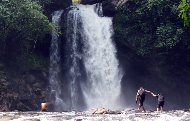 air terjun di bengkayang, pantai di bengkayang, tempat liburan di bengkayang, tempat rekreasi di bengkayang, tempat wisata di bengkayang, wisata alam di bengkayang, wisata bengkayang, top 43+ tempat wisata di bengkayang kalbar terbaik & paling hits wajib dikunjungi!