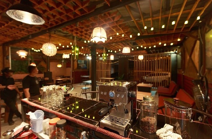 cafe di cimahi, kafe di cimahi, resto di cimahi, tempat kongkow di cimahi, tempat nongkrong di cimahi, top 45+ cafe di cimahi paling hits yang asyik jadi tempat nongkrong