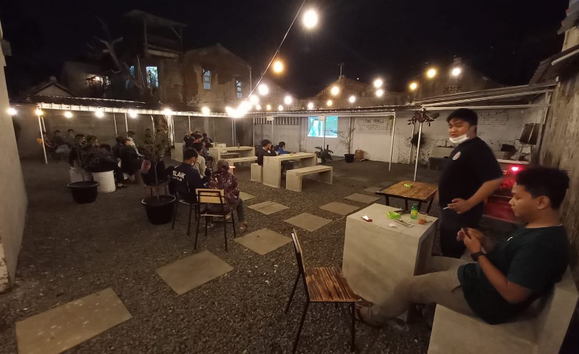 cafe di cimahi, kafe di cimahi, resto di cimahi, tempat kongkow di cimahi, tempat nongkrong di cimahi, top 45+ cafe di cimahi paling hits yang asyik jadi tempat nongkrong