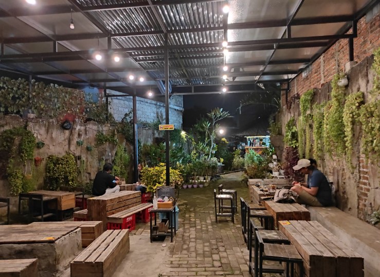 cafe di cimahi, kafe di cimahi, resto di cimahi, tempat kongkow di cimahi, tempat nongkrong di cimahi, top 45+ cafe di cimahi paling hits yang asyik jadi tempat nongkrong