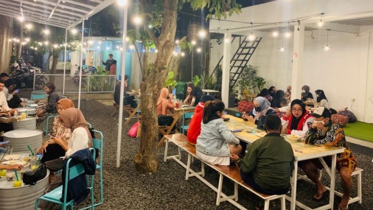 cafe di cimahi, kafe di cimahi, resto di cimahi, tempat kongkow di cimahi, tempat nongkrong di cimahi, top 45+ cafe di cimahi paling hits yang asyik jadi tempat nongkrong
