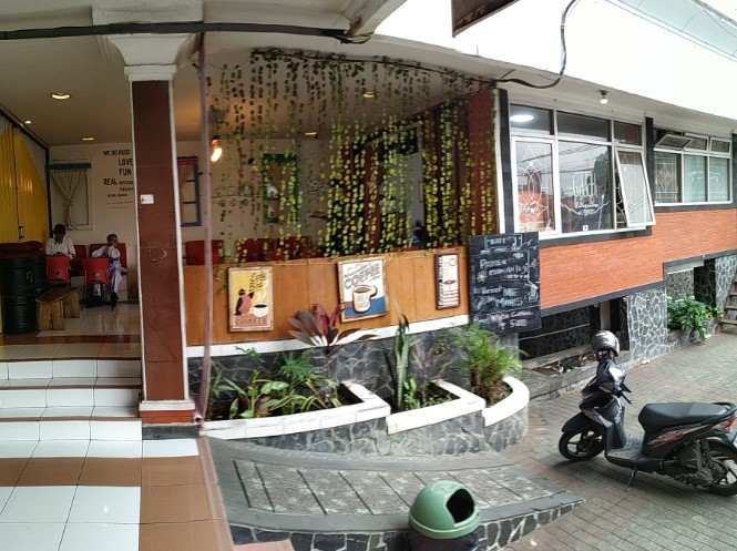 cafe di cimahi, kafe di cimahi, resto di cimahi, tempat kongkow di cimahi, tempat nongkrong di cimahi, top 45+ cafe di cimahi paling hits yang asyik jadi tempat nongkrong