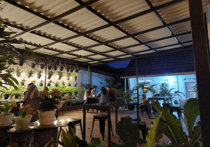 cafe di cimahi, kafe di cimahi, resto di cimahi, tempat kongkow di cimahi, tempat nongkrong di cimahi, top 45+ cafe di cimahi paling hits yang asyik jadi tempat nongkrong