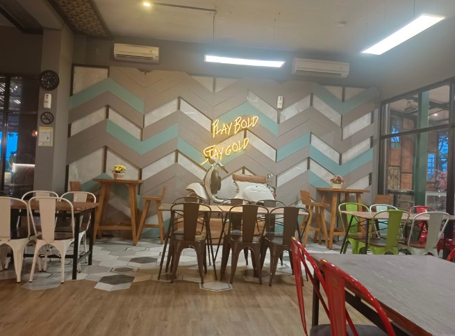 cafe 24 jam di kudus, cafe di kudus, cafe hits di kudus, coffee shop di kudus, kafe di kudus, resto di kudus, rumah makan di kudus, tempat hangout di kudus, tempat kongkow di kudus, tempat makan di kudus, tempat ngopi di kudus, tempat nongkrong di kudus, warung kopi di kudus, top 46+ cafe tempat nongkrong di kudus hits, coffee shop, resto cozy!
