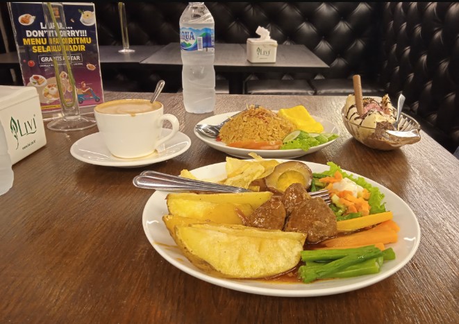 cafe 24 jam di kudus, cafe di kudus, cafe hits di kudus, coffee shop di kudus, kafe di kudus, resto di kudus, rumah makan di kudus, tempat hangout di kudus, tempat kongkow di kudus, tempat makan di kudus, tempat ngopi di kudus, tempat nongkrong di kudus, warung kopi di kudus, top 46+ cafe tempat nongkrong di kudus hits, coffee shop, resto cozy!