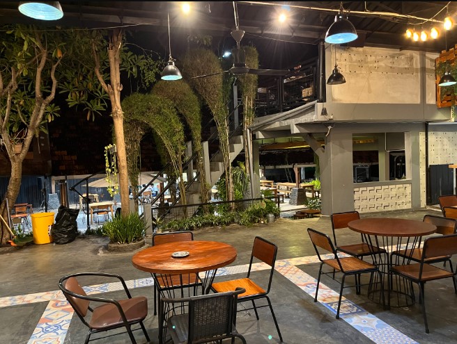 Top 46+ Cafe Tempat Nongkrong di Kudus Hits, Coffee Shop, Resto Cozy!