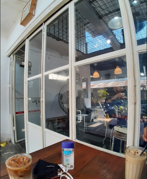 cafe 24 jam di kudus, cafe di kudus, cafe hits di kudus, coffee shop di kudus, kafe di kudus, resto di kudus, rumah makan di kudus, tempat hangout di kudus, tempat kongkow di kudus, tempat makan di kudus, tempat ngopi di kudus, tempat nongkrong di kudus, warung kopi di kudus, top 46+ cafe tempat nongkrong di kudus hits, coffee shop, resto cozy!