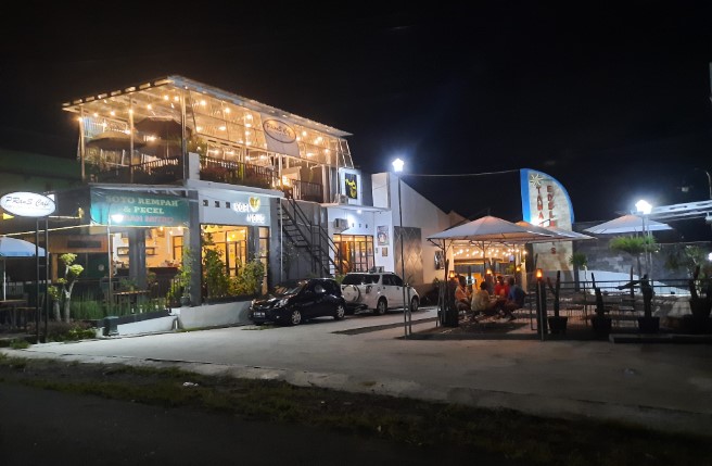 cafe 24 jam di klaten, cafe di klaten, coffee shop di klaten, resto di klaten, rumah makan di klaten, tempat kongkow di klaten, tempat makan di klaten, tempat ngopi di klaten, tempat nongkrong di klaten, warung kopi di klaten, top 49+ cafe tempat nongkrong di klaten hits, coffee shop cozy buat kongkow