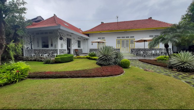 cafe 24 jam di klaten, cafe di klaten, coffee shop di klaten, resto di klaten, rumah makan di klaten, tempat kongkow di klaten, tempat makan di klaten, tempat ngopi di klaten, tempat nongkrong di klaten, warung kopi di klaten, top 49+ cafe tempat nongkrong di klaten hits, coffee shop cozy buat kongkow