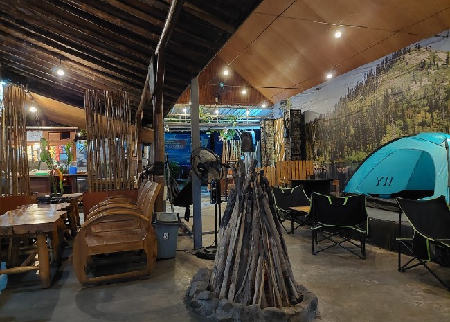 cafe 24 jam di klaten, cafe di klaten, coffee shop di klaten, resto di klaten, rumah makan di klaten, tempat kongkow di klaten, tempat makan di klaten, tempat ngopi di klaten, tempat nongkrong di klaten, warung kopi di klaten, top 49+ cafe tempat nongkrong di klaten hits, coffee shop cozy buat kongkow