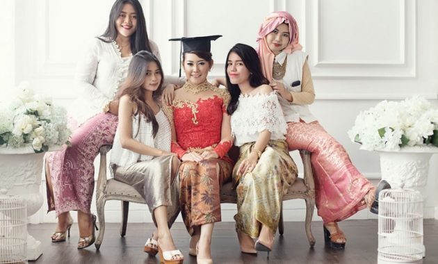Top 5+ Daftar Pilihan Studio Foto Terbaik di Sidoarjo Bagus Untuk Keluarga, Prewedding Atau Photo Bayi