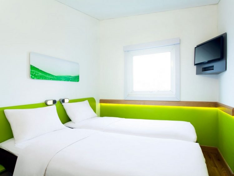 hotel bandung dekat pusat kuliner, hotel di bandung dekat jalan brada, hotel di bandung dekat jalan burangrang, hotel di bandung dekat jalan dago, hotel di bandung dekat jalan riau, hotel di bandung dekat pusat kuliner, hotel di bandung dekat tempat kuliner, hotel terbaik di bandung dekat pusat kuliner, top 5+ hotel terbaik di bandung dekat pusat kuliner, jalan dago, riau, braga, dan burangrang