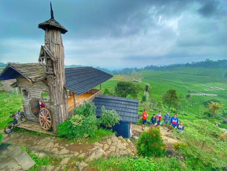 destinasi wisata di majalengka, objek wisata di majalengka, objek wisata majalengka, tempat liburan di majalengka, tempat wisata di majalengka, wisata majalengka, top 55+ tempat wisata di majalengka terbaru & terbaik yang wajib dikunjungi