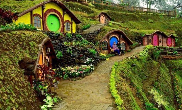 top 6+ alasan mengapa wajib berkunjung ke rumah hobbit malang selama liburan