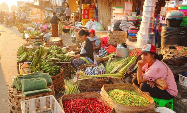 top 6+ cara menawar di pasar seni sukawati bali, Letak Dimana , Jam Buka, Fasilitas Yang Ada , Barang Yang Dijual, Cara Menawar 