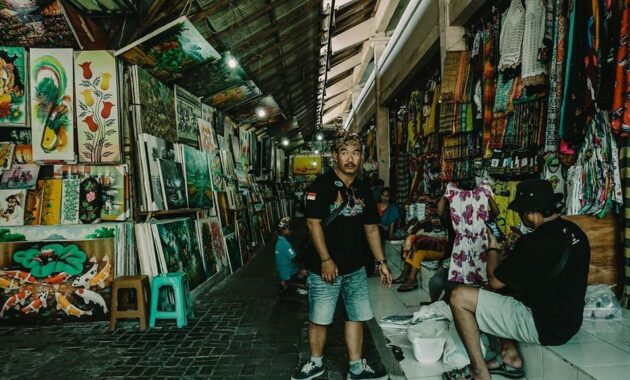 top 6+ cara menawar di pasar seni sukawati bali, Letak Dimana , Jam Buka, Fasilitas Yang Ada , Barang Yang Dijual, Cara Menawar 