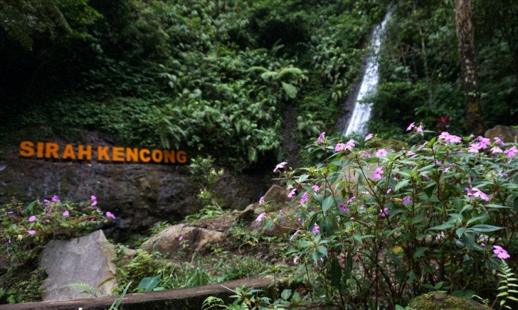 agrowisata karangsari, arung jeram soko, blitar, candi penataran, gua embultuk, istana gebang, pantai gondo mayit, pantai jolosutro, pantai tambakrejo, pemandian sumber udel, penangkaran rusa maliran, tempat wisata, tempat wisata di blitar, tempat wisata di jawa timur, wisata blitar, top 64+ tempat wisata di blitar terbaru & paling hits yang wajib dikunjungi
