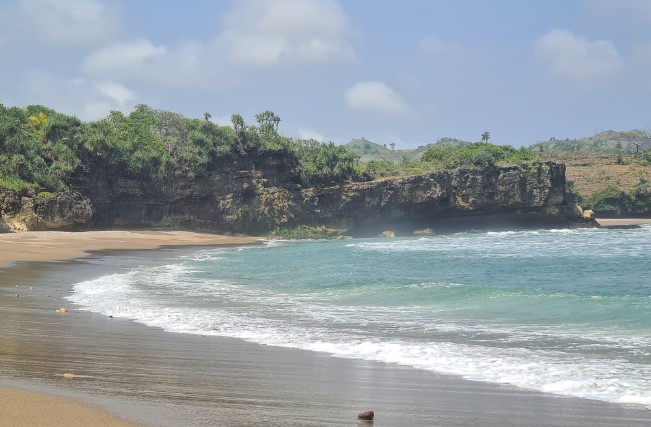 agrowisata karangsari, arung jeram soko, blitar, candi penataran, gua embultuk, istana gebang, pantai gondo mayit, pantai jolosutro, pantai tambakrejo, pemandian sumber udel, penangkaran rusa maliran, tempat wisata, tempat wisata di blitar, tempat wisata di jawa timur, wisata blitar, top 64+ tempat wisata di blitar terbaru & paling hits yang wajib dikunjungi