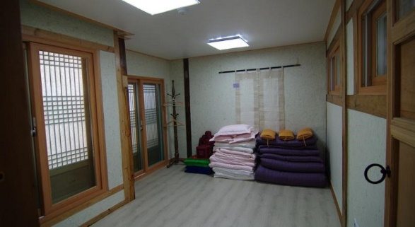 guesthouse murah di korsel, guesthouse murah di seoul, icos guesthouse, penginapan di seoul, penginapan hanok di seoul, penginapan murah di korea selatan, penginapan murah di seoul, top 7+ penginapan murah di seoul korsel terbaik, nginap seru di hanok!