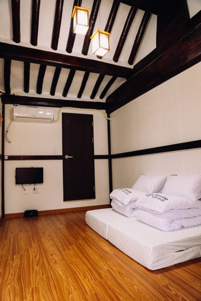 guesthouse murah di korsel, guesthouse murah di seoul, icos guesthouse, penginapan di seoul, penginapan hanok di seoul, penginapan murah di korea selatan, penginapan murah di seoul, top 7+ penginapan murah di seoul korsel terbaik, nginap seru di hanok!