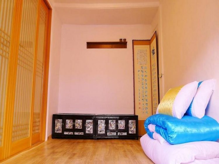 guesthouse murah di korsel, guesthouse murah di seoul, icos guesthouse, penginapan di seoul, penginapan hanok di seoul, penginapan murah di korea selatan, penginapan murah di seoul, top 7+ penginapan murah di seoul korsel terbaik, nginap seru di hanok!