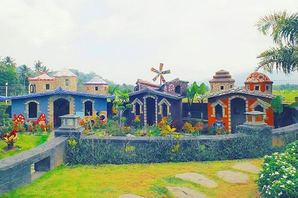 Top 7+ Rumah Kurcaci di Indonesia